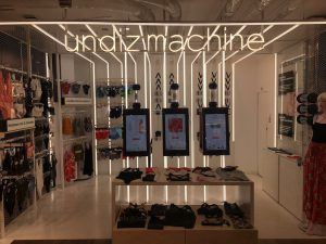 Undiz Machine Etam Champs Elysees